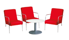 3 x CLISSON rouge / 1 x NOIRMOUTIER blanc : ensemble de mobiliers en location