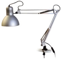 Location de mobilier : location lampe de bureau VINTAGE